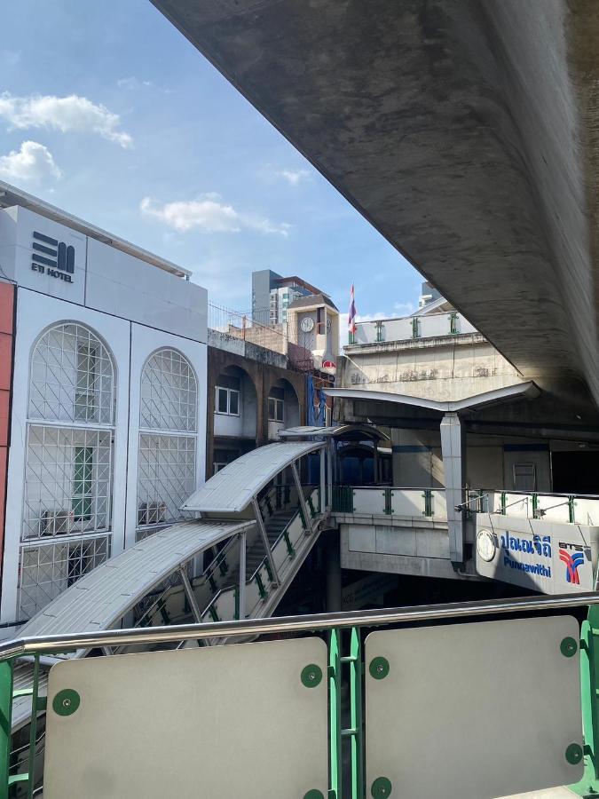 E11 Hotel - Bts Punnawithi Bangkok Exterior foto